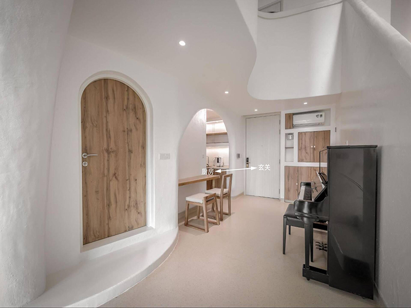 遼陽復(fù)式裝修，全屋大白墻看似不豪華，細(xì)節(jié)卻做得很到位，顏值超高